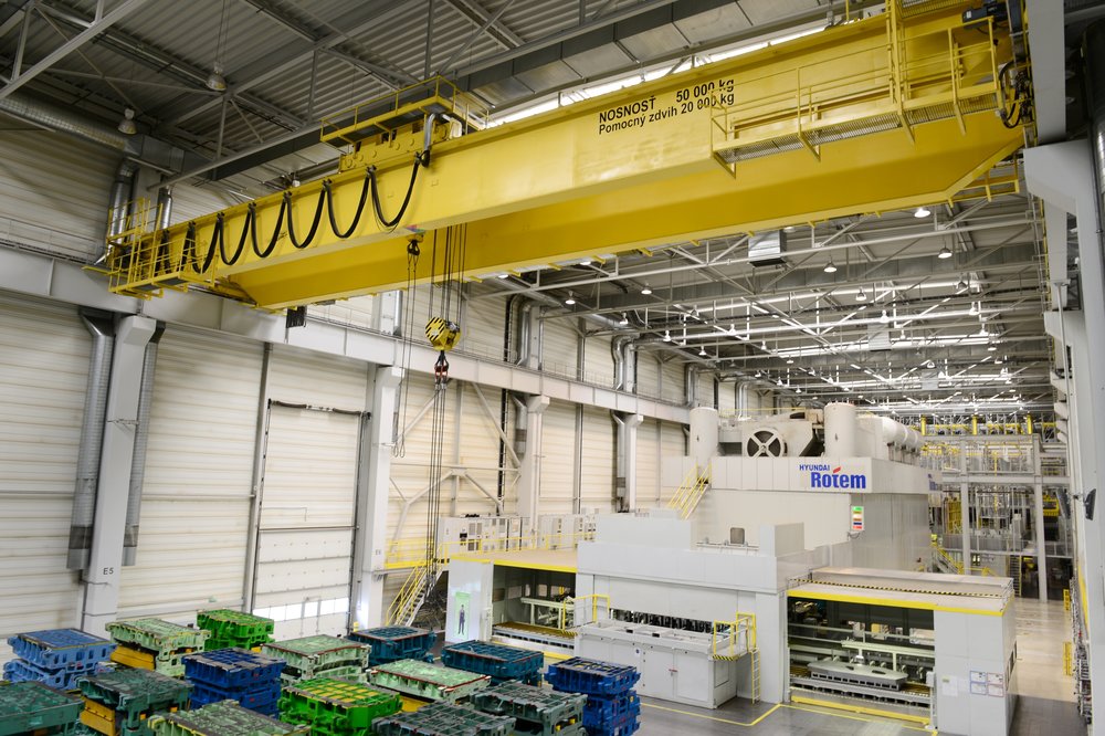 KIA Motors utilizes ProSoft Technology wireless solution to monitor overhead cranes.